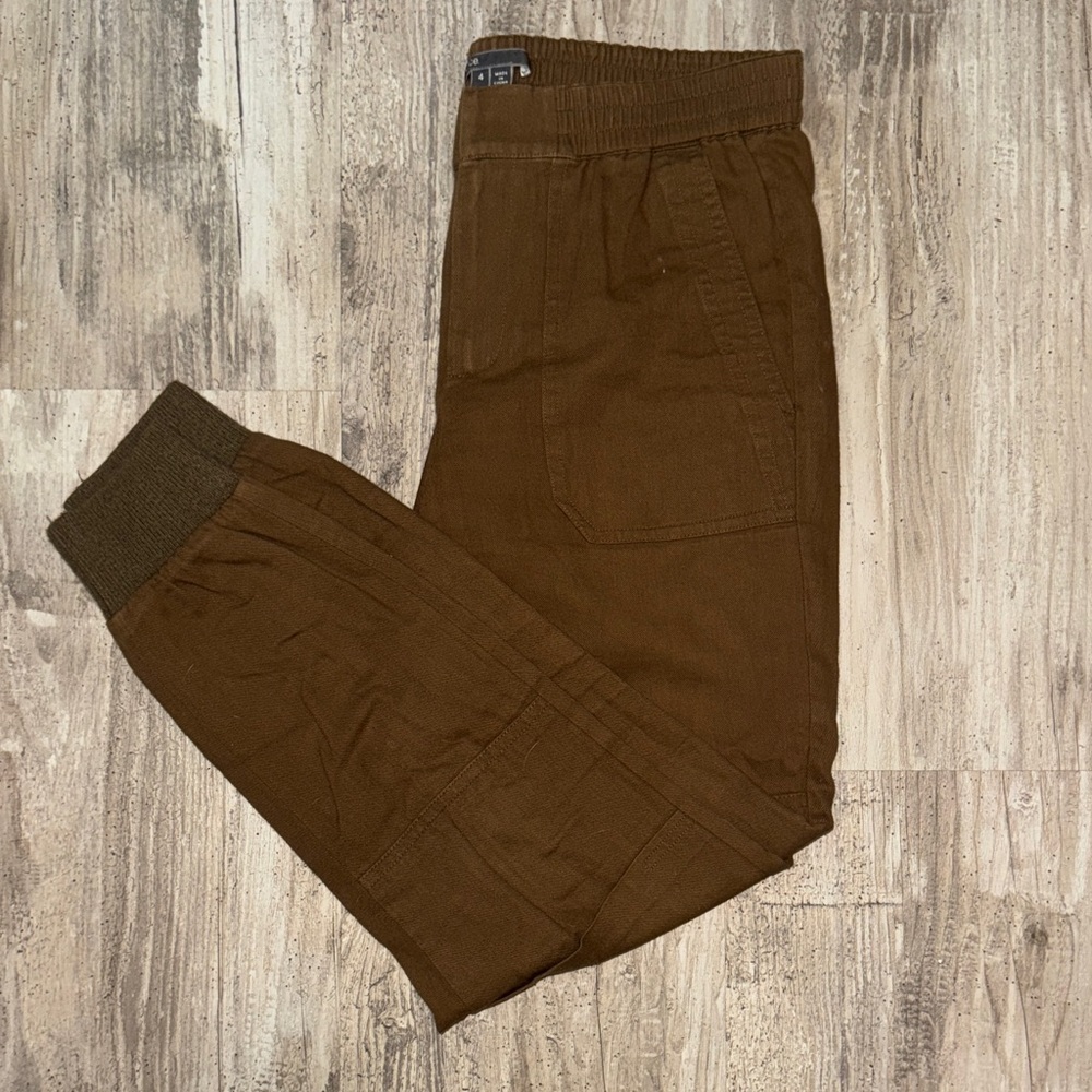 Vince Jogger Style Pant sz 4